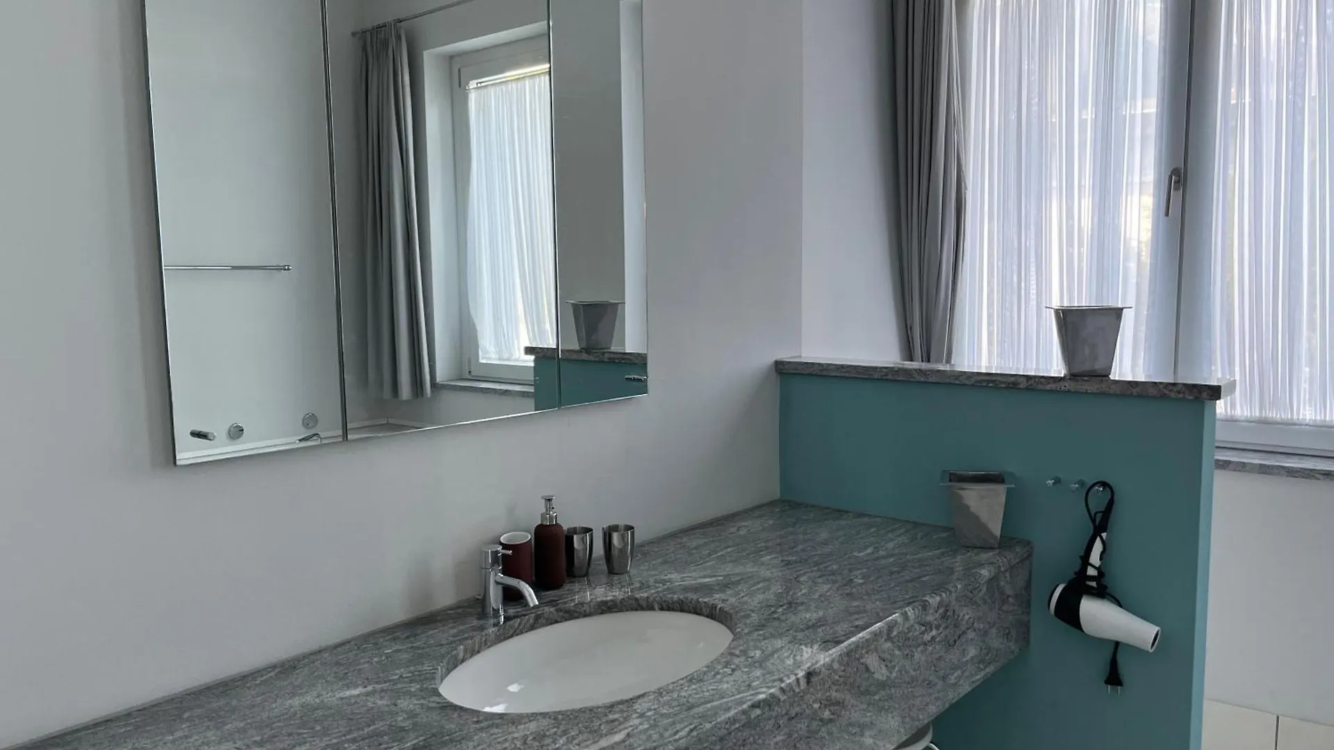 Whirlpool & Relax Suite Am Waldschloesschen Drezno 0*,